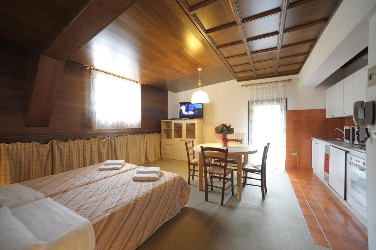 Residence Regina Delle Dolomiti Rocca Pietore Extérieur photo